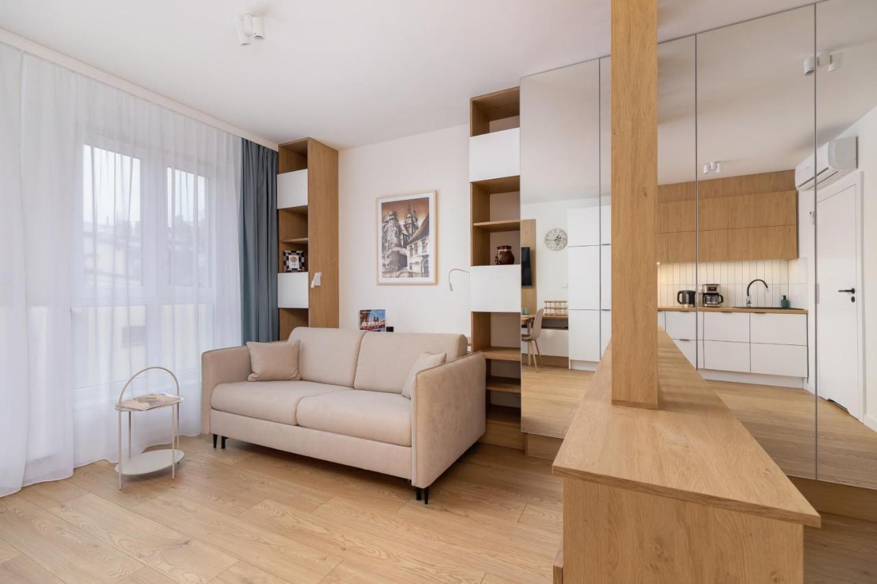 Studio With Ac Czarnowiejska By Renters Apartment Krakow