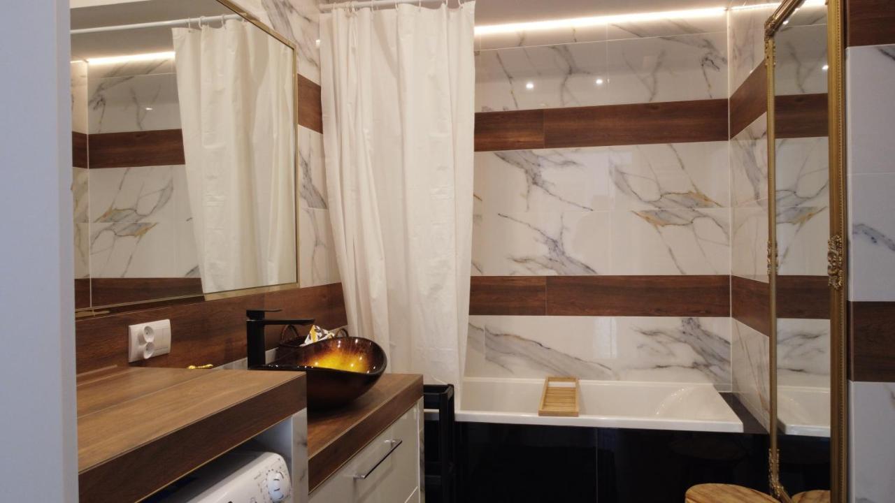 Apartment Kossak Square By Vistula River And Wawel *