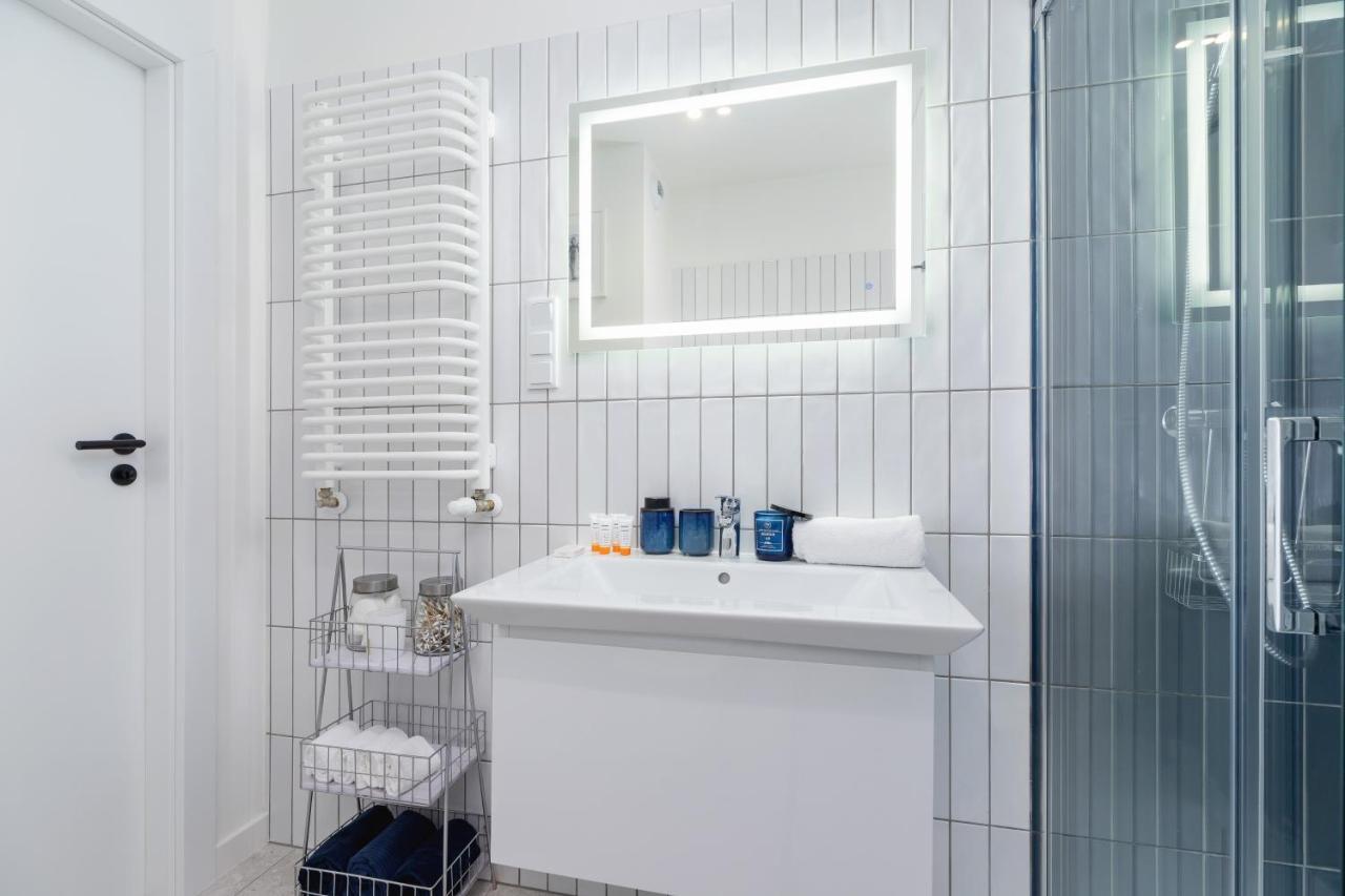 Apartment Studio With Ac Czarnowiejska By Renters *