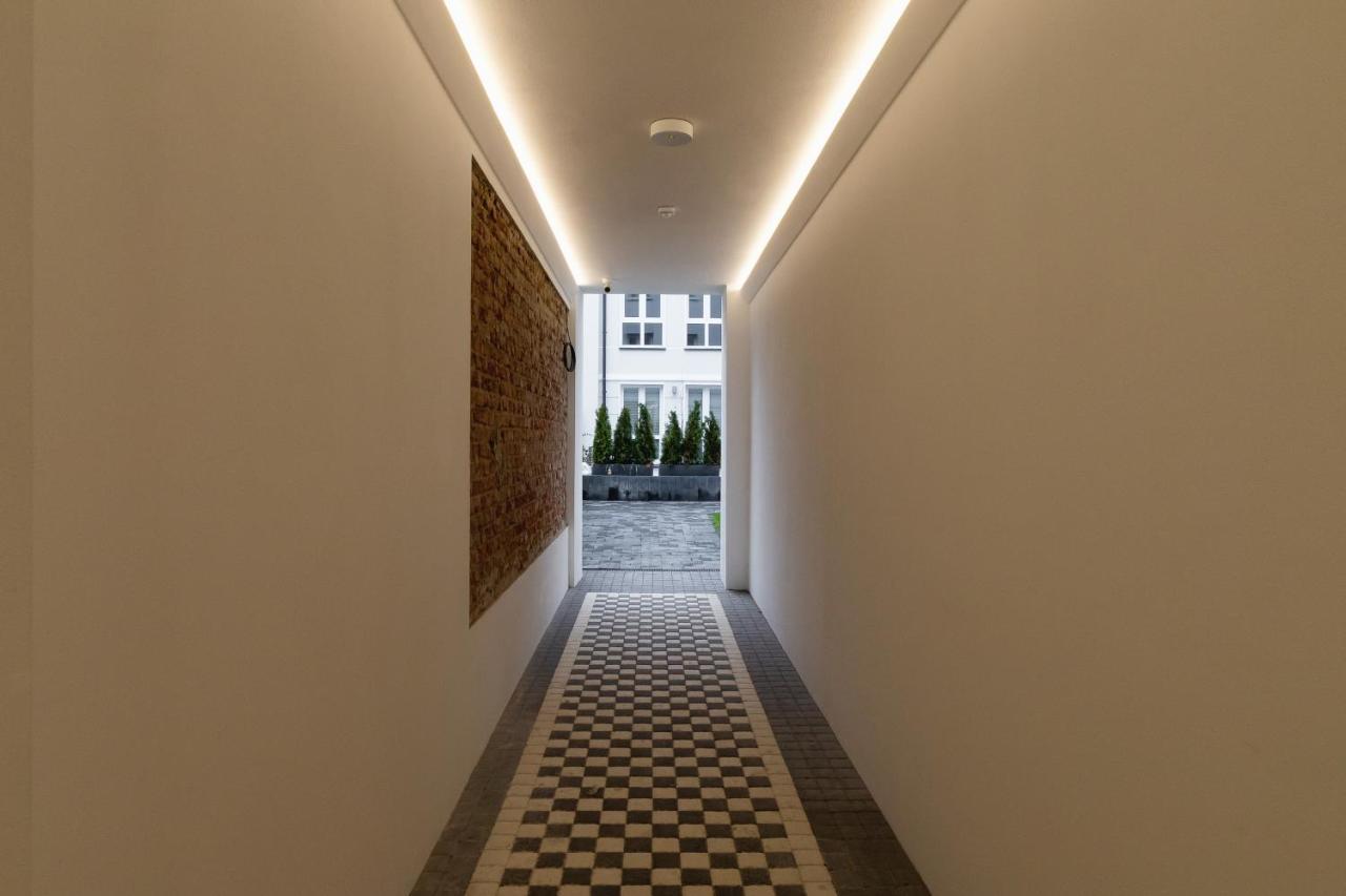Apartment Studio With Ac Czarnowiejska By Renters