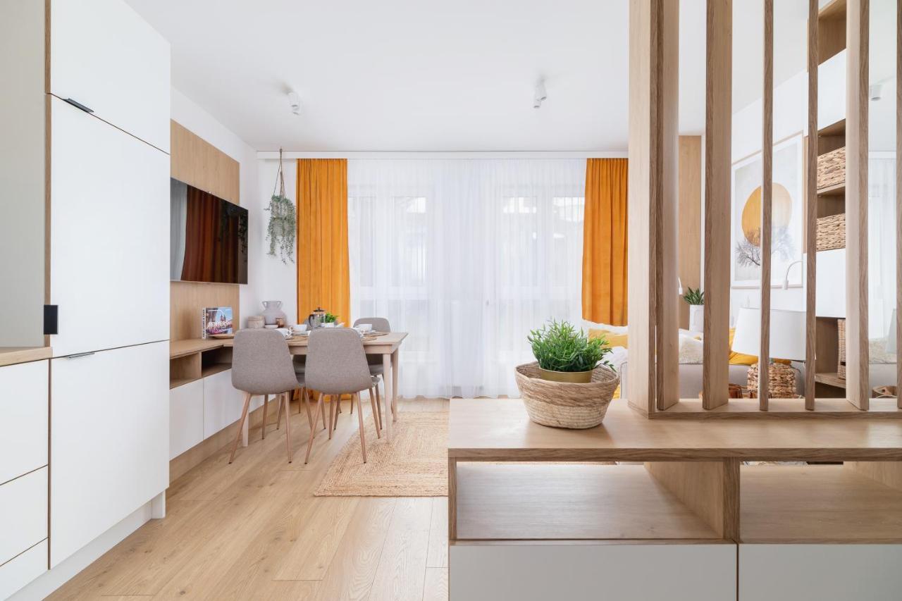 Apartment Studio With Ac Czarnowiejska By Renters *