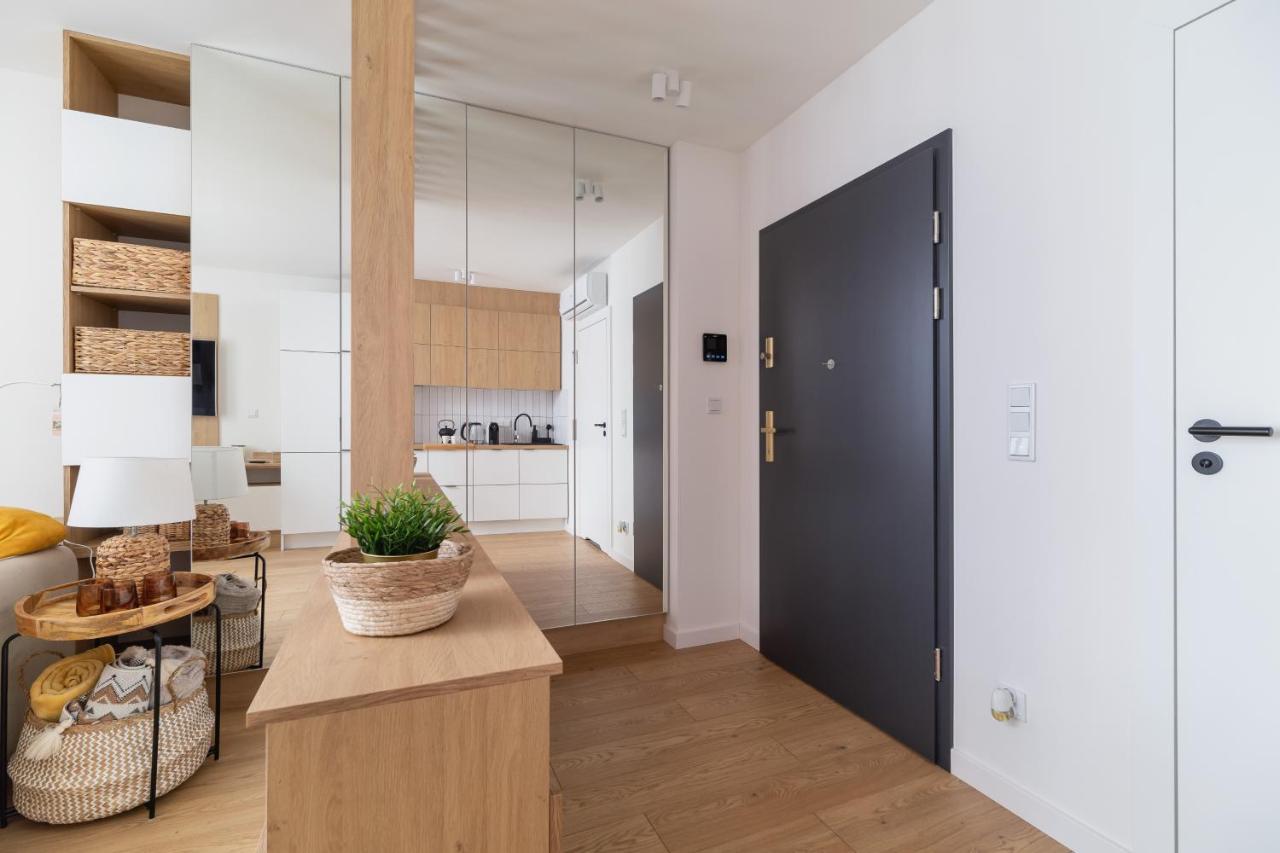 Studio With Ac Czarnowiejska By Renters