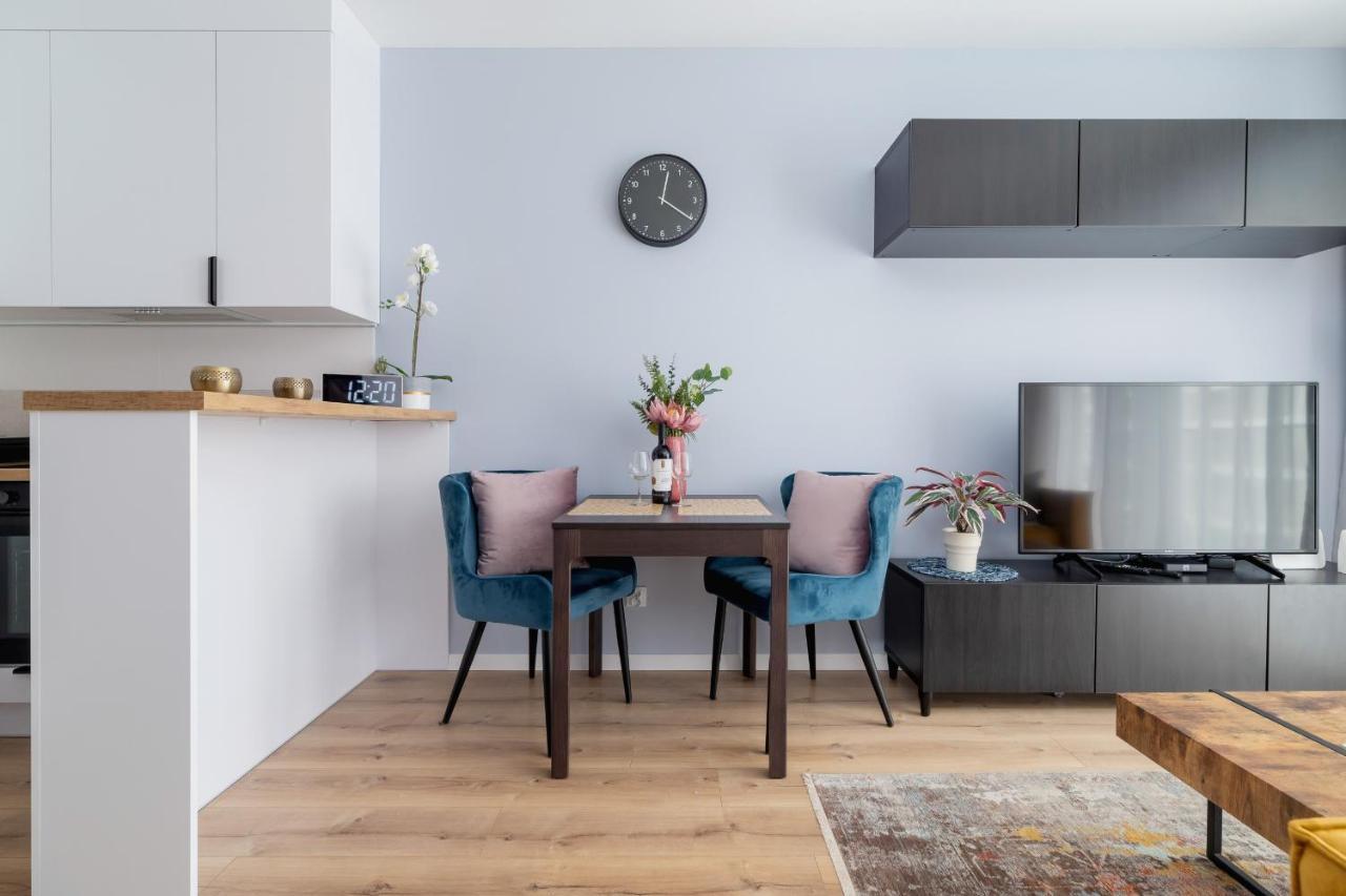 Apartament Tauron Arena Premium With Underground & Outdoor Parking By Renters Prestige *