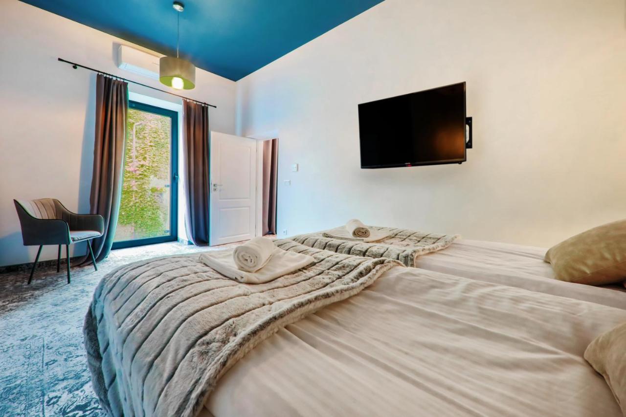 Aparthotel Cracovia Residence 4*