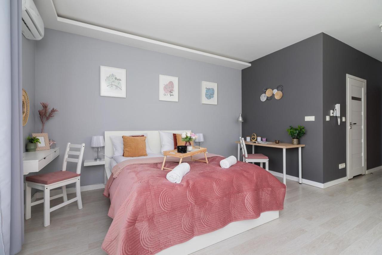 Dobrego Pasterza With Balcony Cracow By Renters Krakau