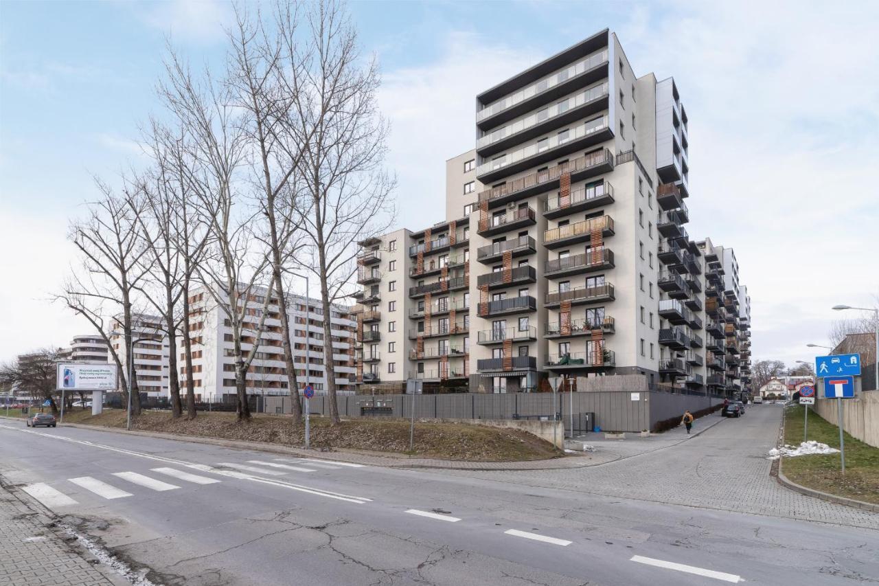 Dobrego Pasterza With Balcony Cracow By Renters Apartament Kraków