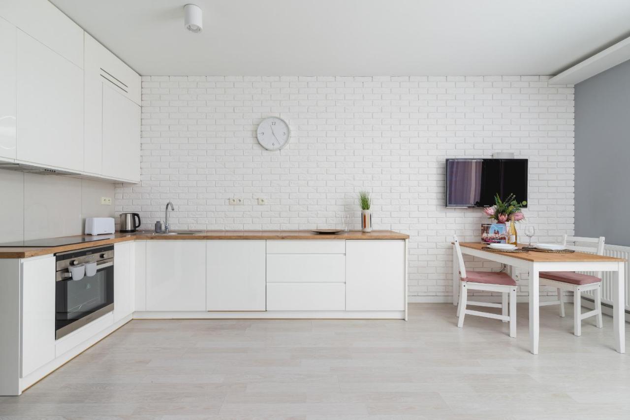 Appartement Dobrego Pasterza With Balcony Cracow By Renters Krakau