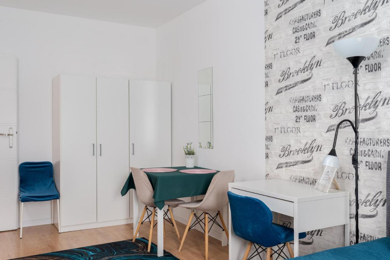 Apartament Kolorowe Balkony Czyzewskiego 3 Apartamento