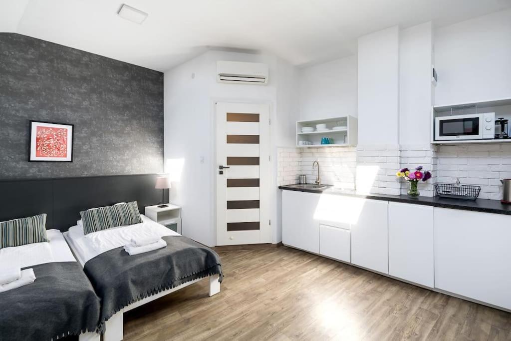 Modern In The Very Location 20 Apartment *
