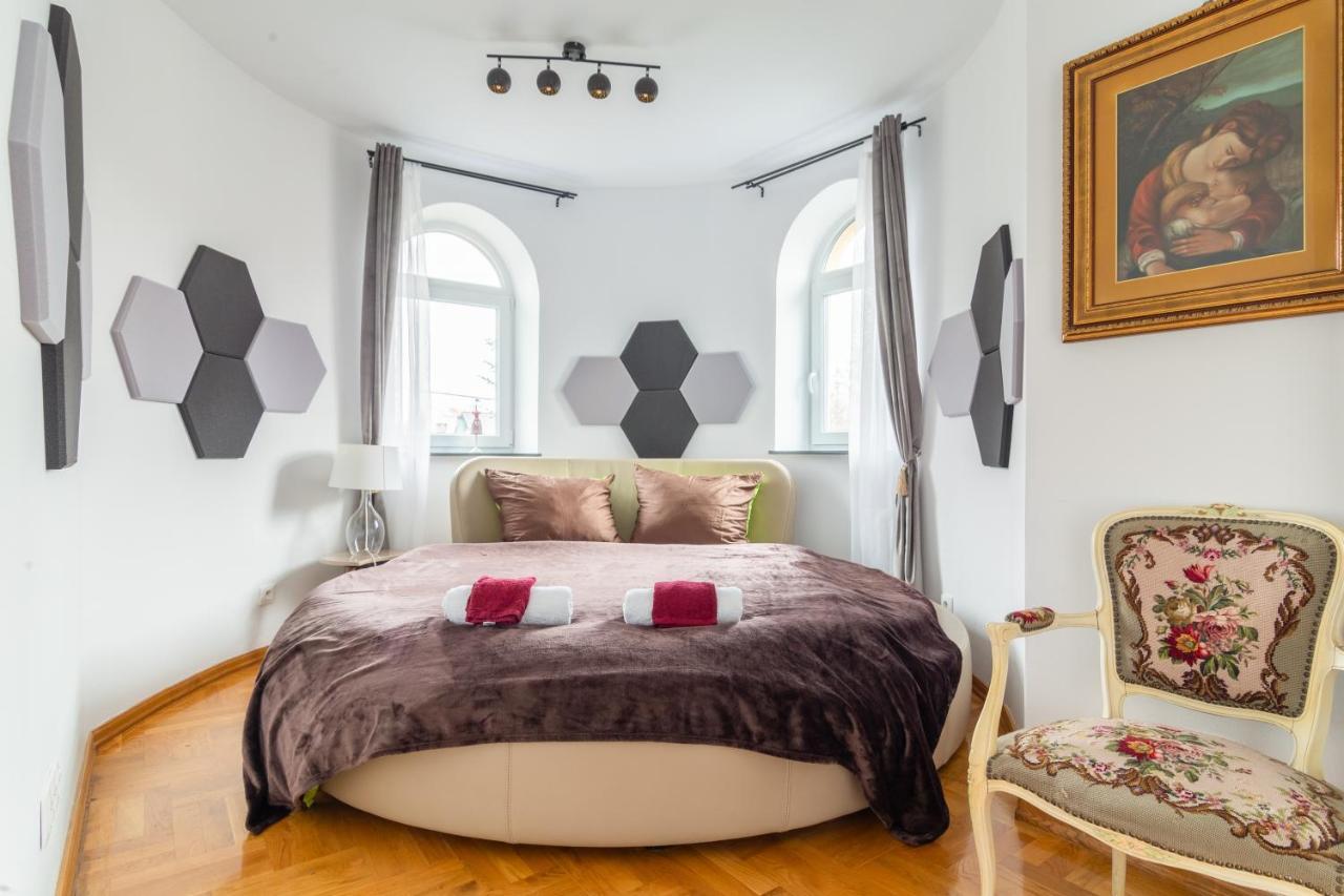 Apartamento The Castle & - Free Parking - (adults Only) Cracóvia