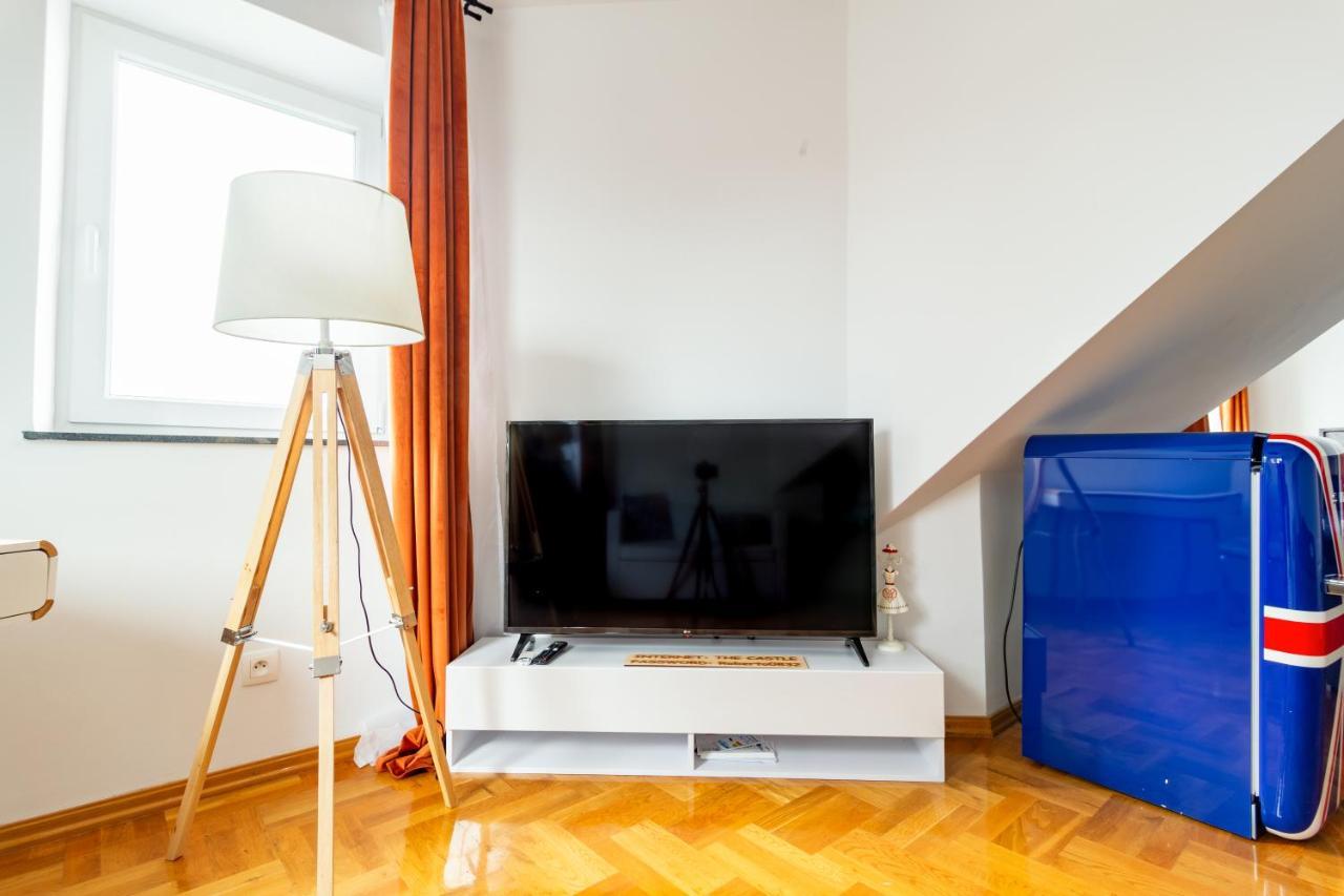 Apartamento The Castle & - Free Parking - (adults Only)