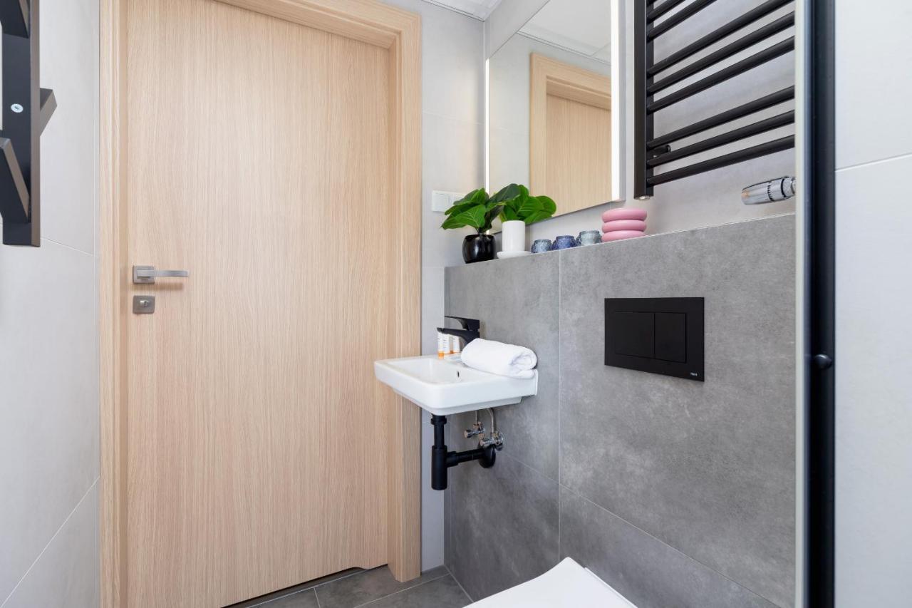 Apartment Srodmiescie Katowa Air-conditioned By Renters Krakow