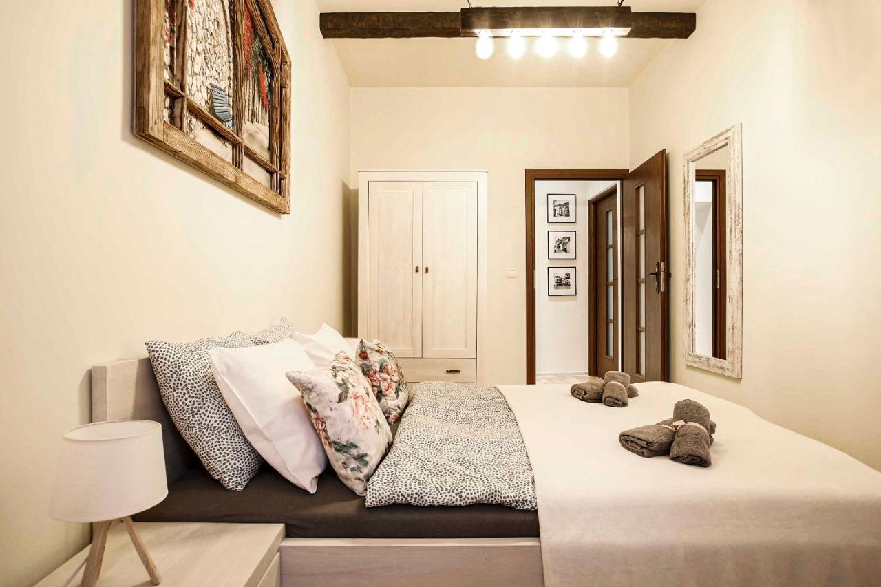 2-room With Kitchen, Heart Of Cracow Old Town * Krakau