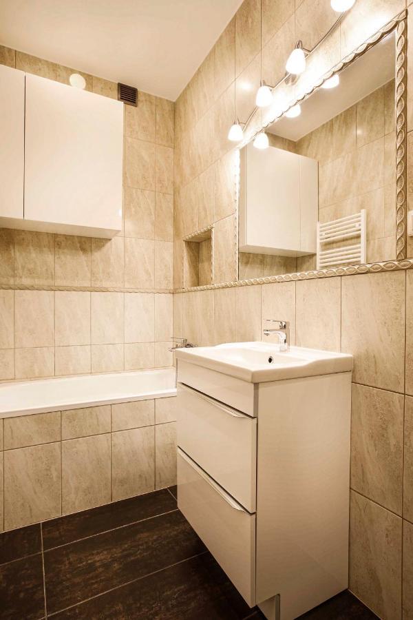 2-room With Kitchen, Heart Of Cracow Old Town *