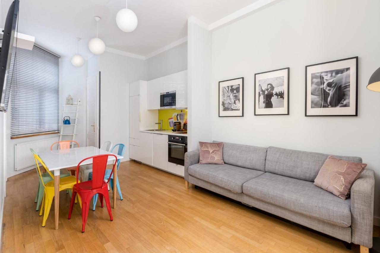S18 Boutique - Old Town Aparthotel *