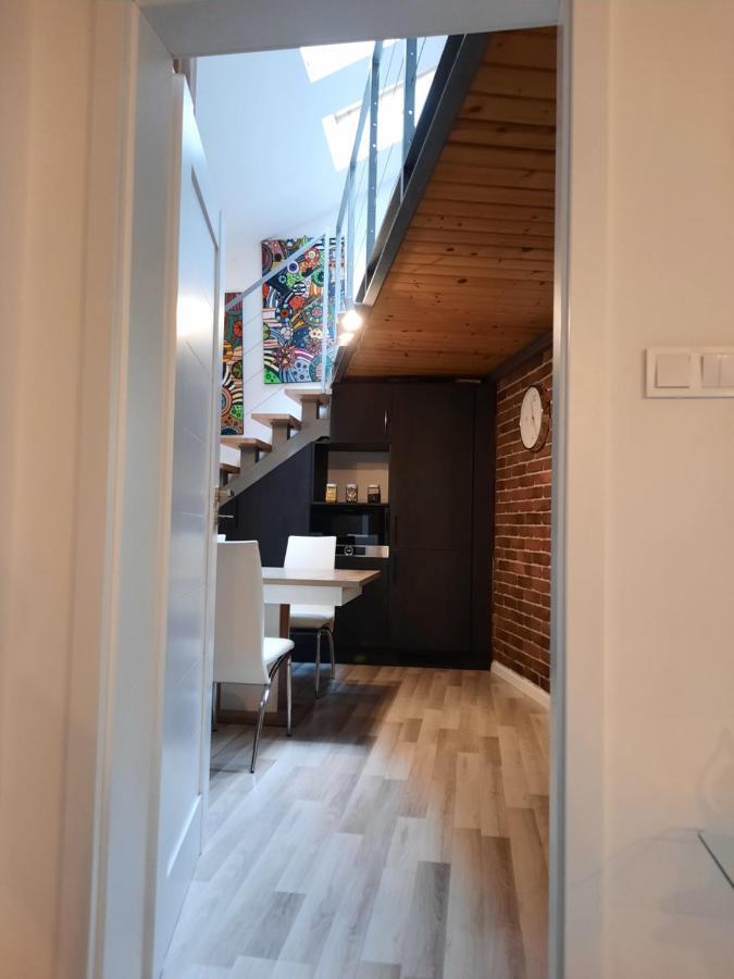 Apartment Exclusive Art
