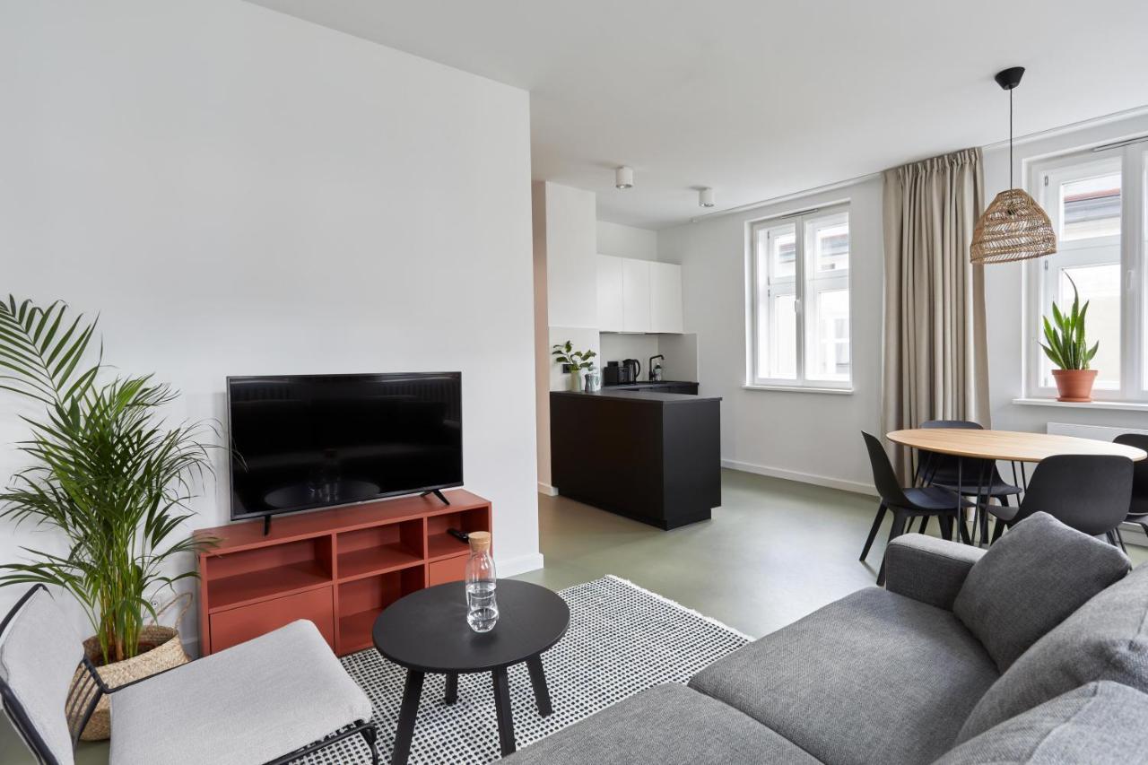 Plantonia Aparthotel *
