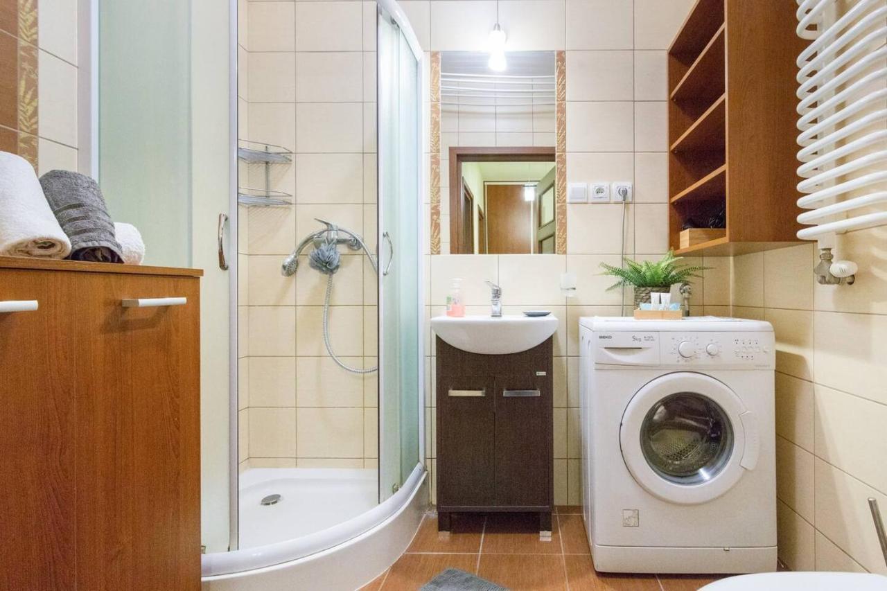 Przytulny Z Parkingiem Blisko Tauron Areny Apartament *