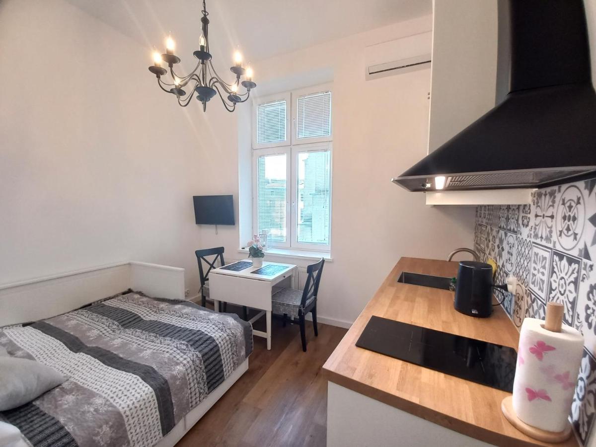 Jewish Quarter - Old Town Apartment