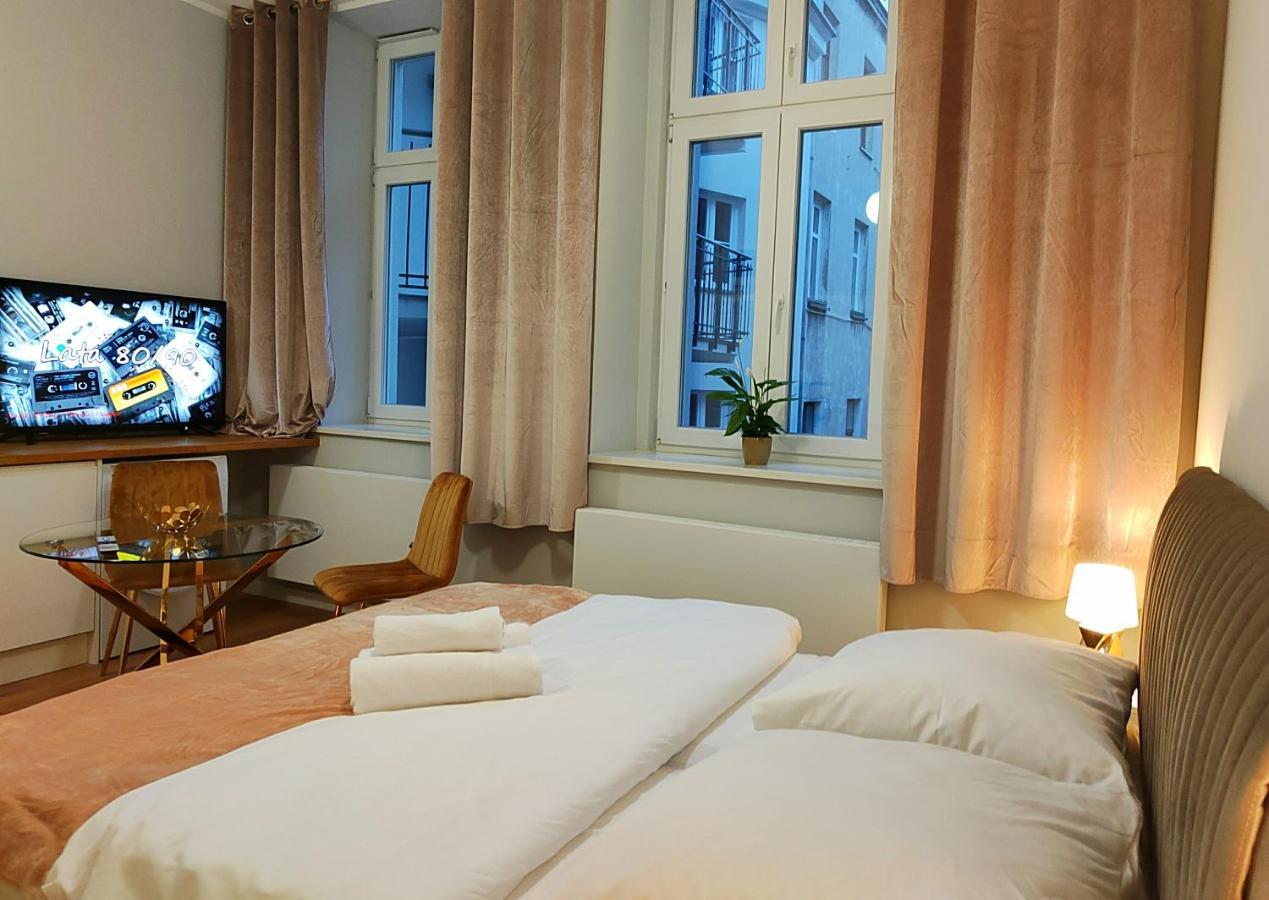 Hugo Star Apartamento