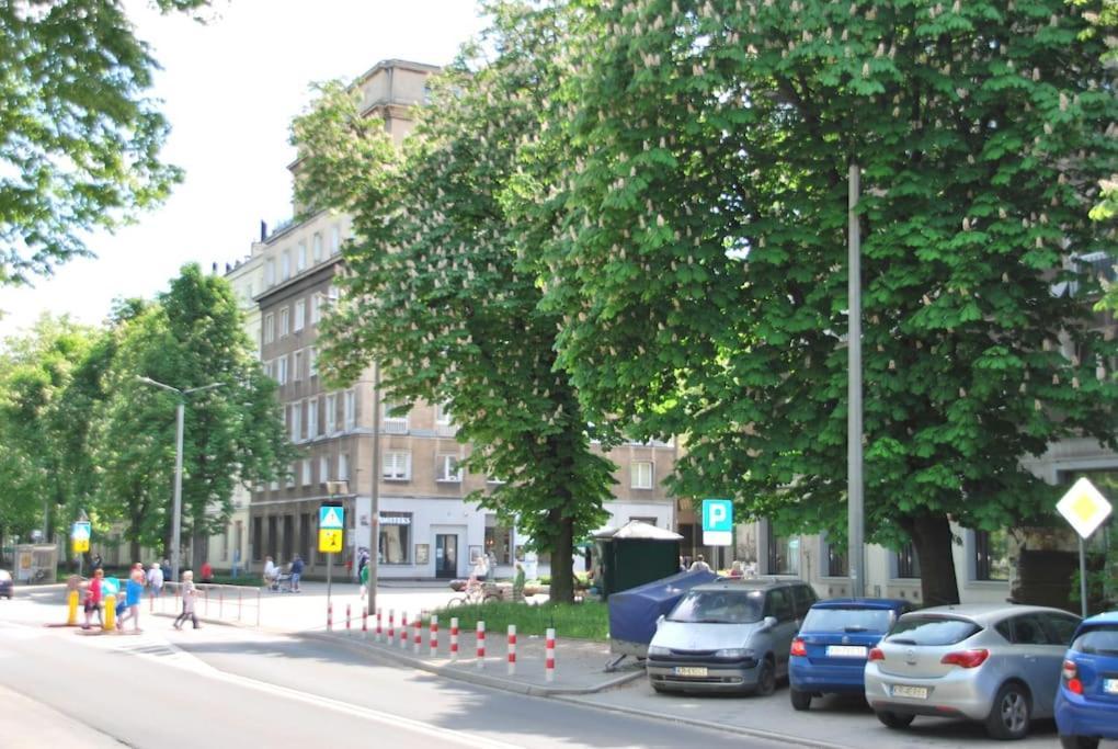 Apartament The Soul Of Nowa Huta - Free Garage Kraków