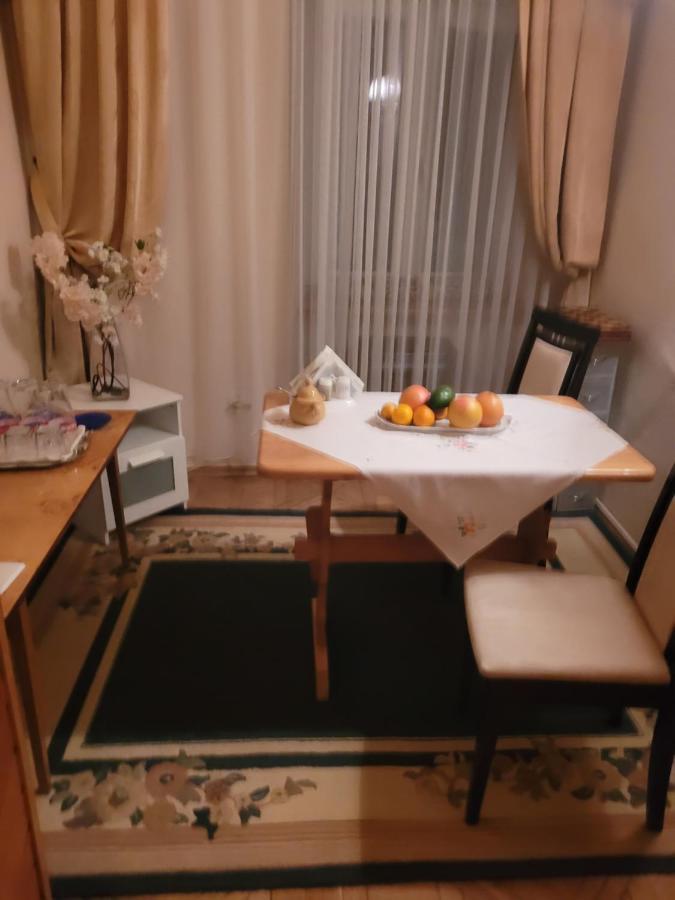 Apartment Pokoje Goscinne Victoria *