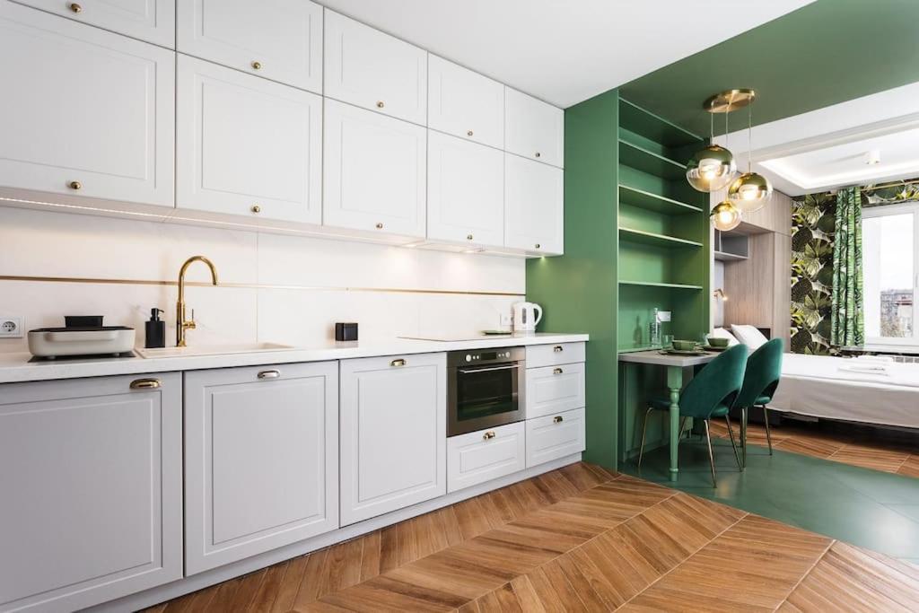 Apartment Verdant Oasis - Old Town - By Upstairs