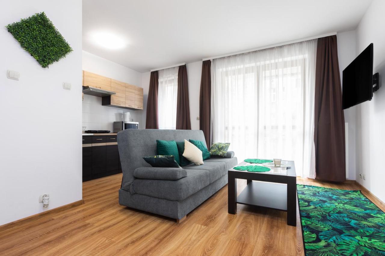 Apartament Z Balkonem 1 *