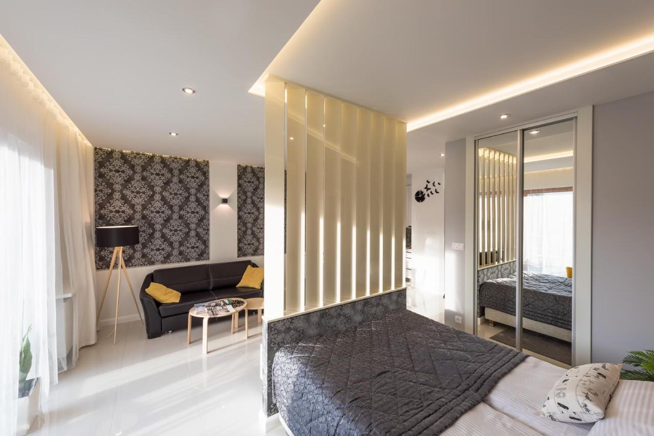 Apartment White Pearl *
