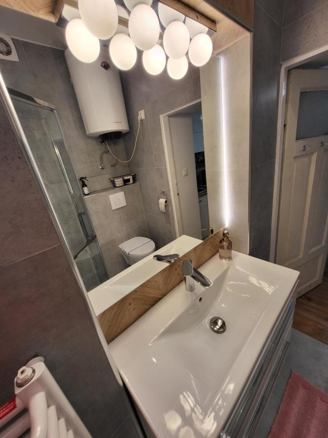 Apartament Moti *