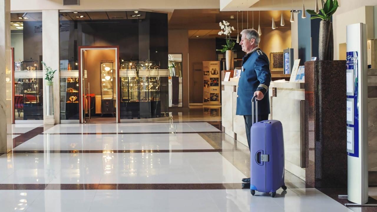 Booking Crown Piast & Spa 5*