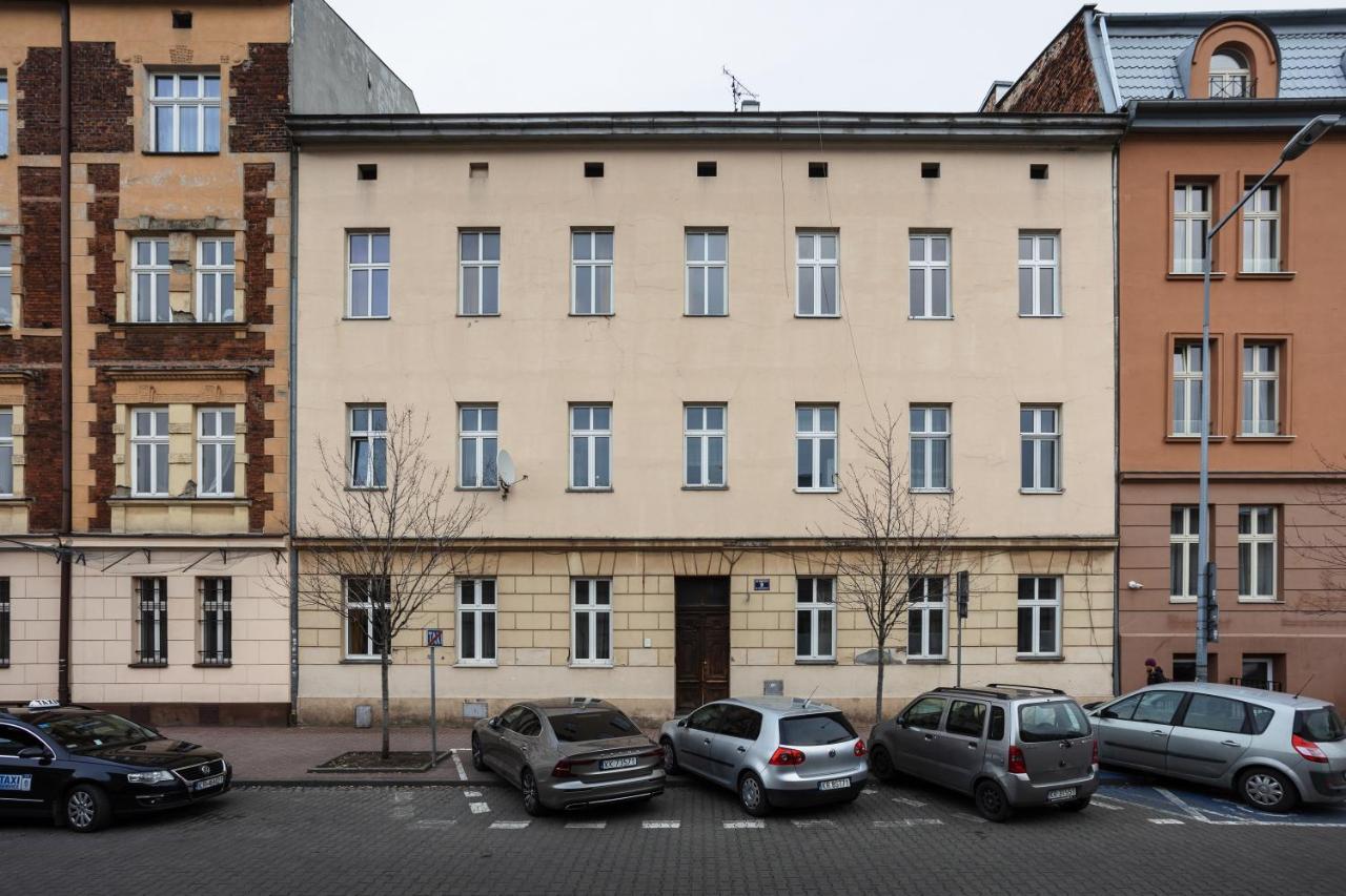 Bosacka X 1' Main Train & Bus Station - By Upstairs * Krakau