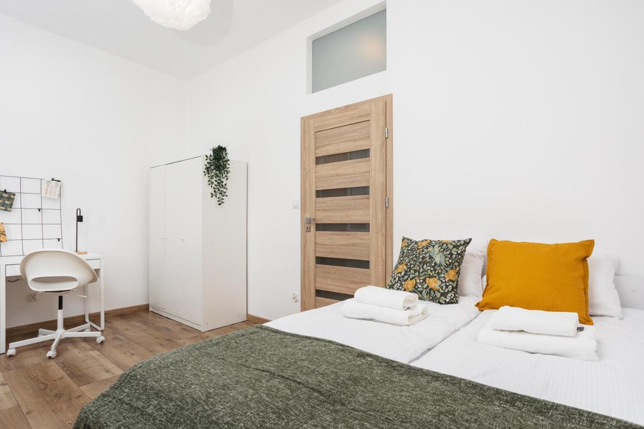 Apartament Bosacka X 1' Main Train & Bus Station - By Upstairs