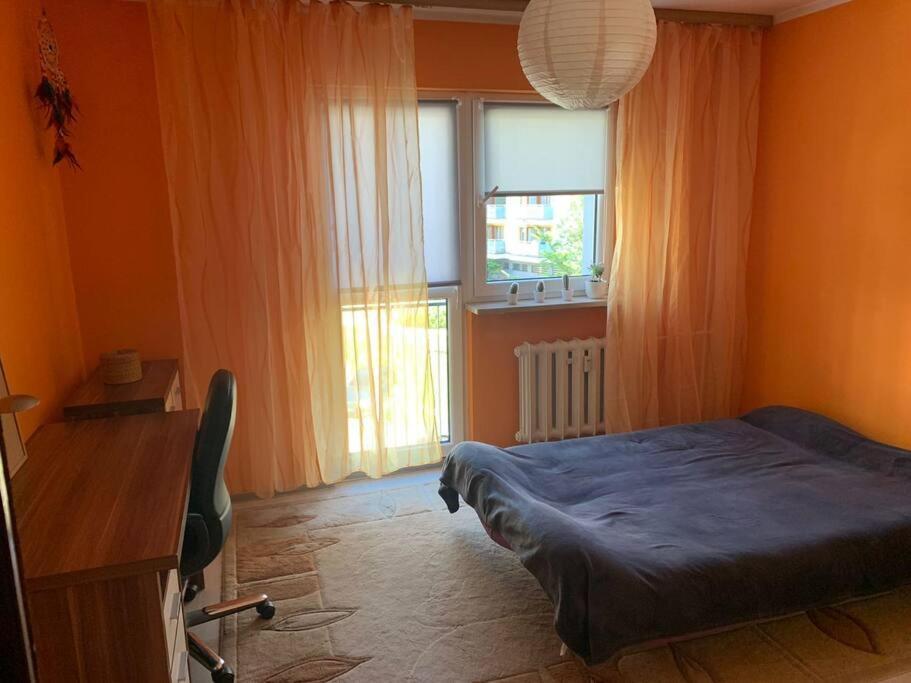Apartament Mieszkanie 3 Pokoje Z Balkonem I Parkingiem *