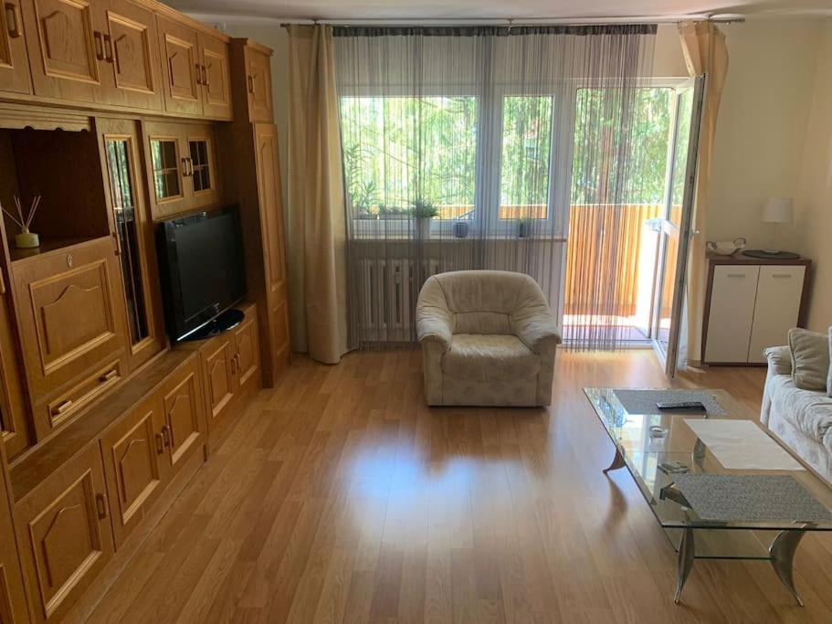 Apartament Mieszkanie 3 Pokoje Z Balkonem I Parkingiem