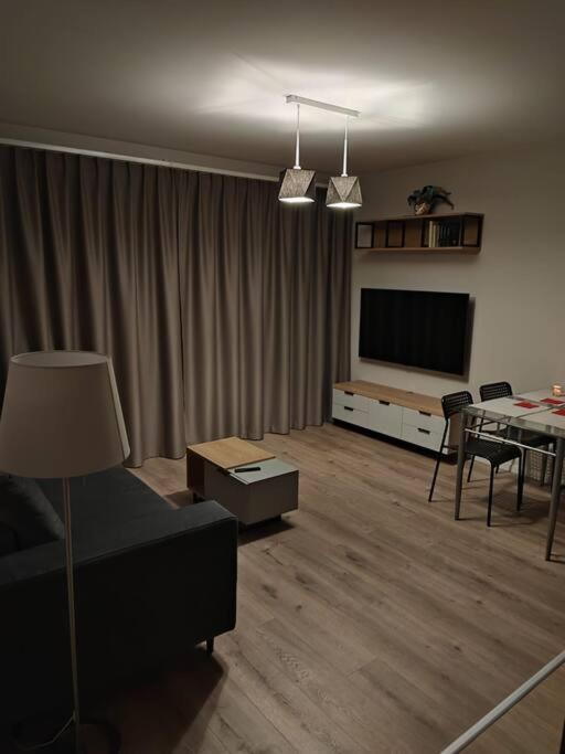 Nowe Mieszkanie 4-osobowe Apartment *