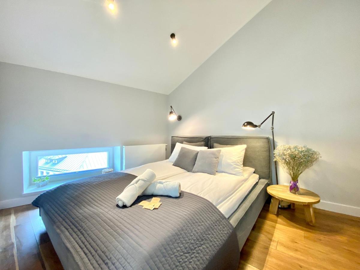 Mint Luxury At The Main Square Apartment *