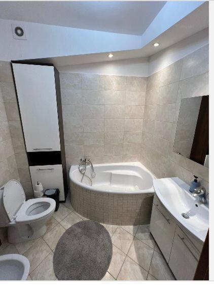 Cheerful 3 Bedroom House