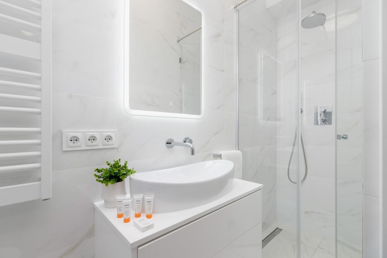 Studio Cracow Starowislna 41 & 43 By Renters *