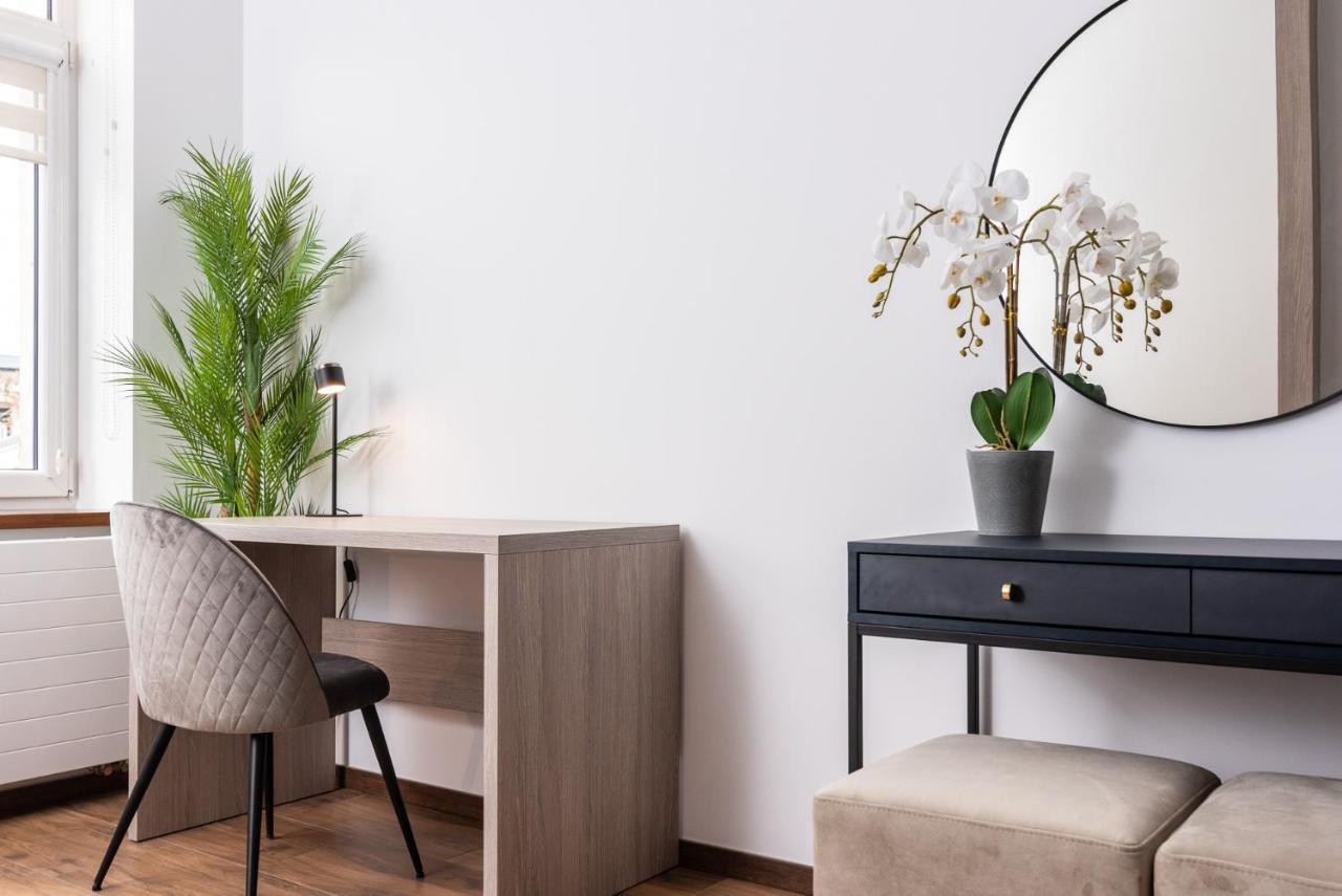 Premium Splendid Old Town - By Upstairs Apartment