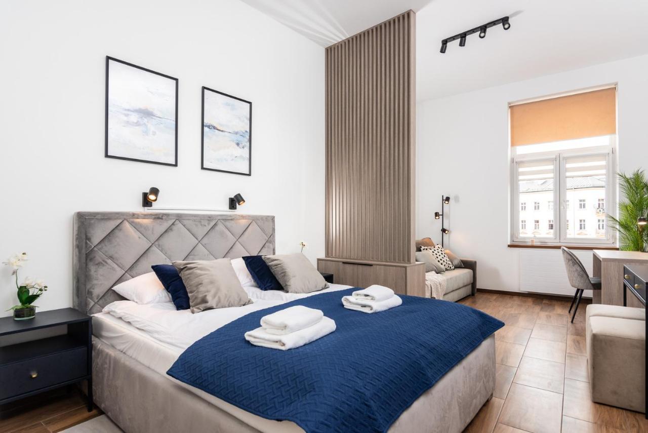 Apartment Premium Splendid Old Town - By Upstairs *