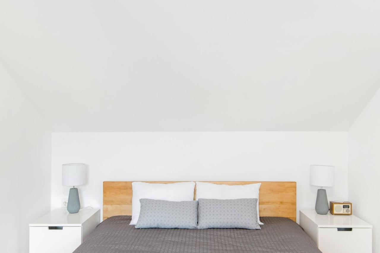 Neo Unique & Bright Apartments, Free Parking, 15min Old Town & Kazimierz - By Homelike Apartament *