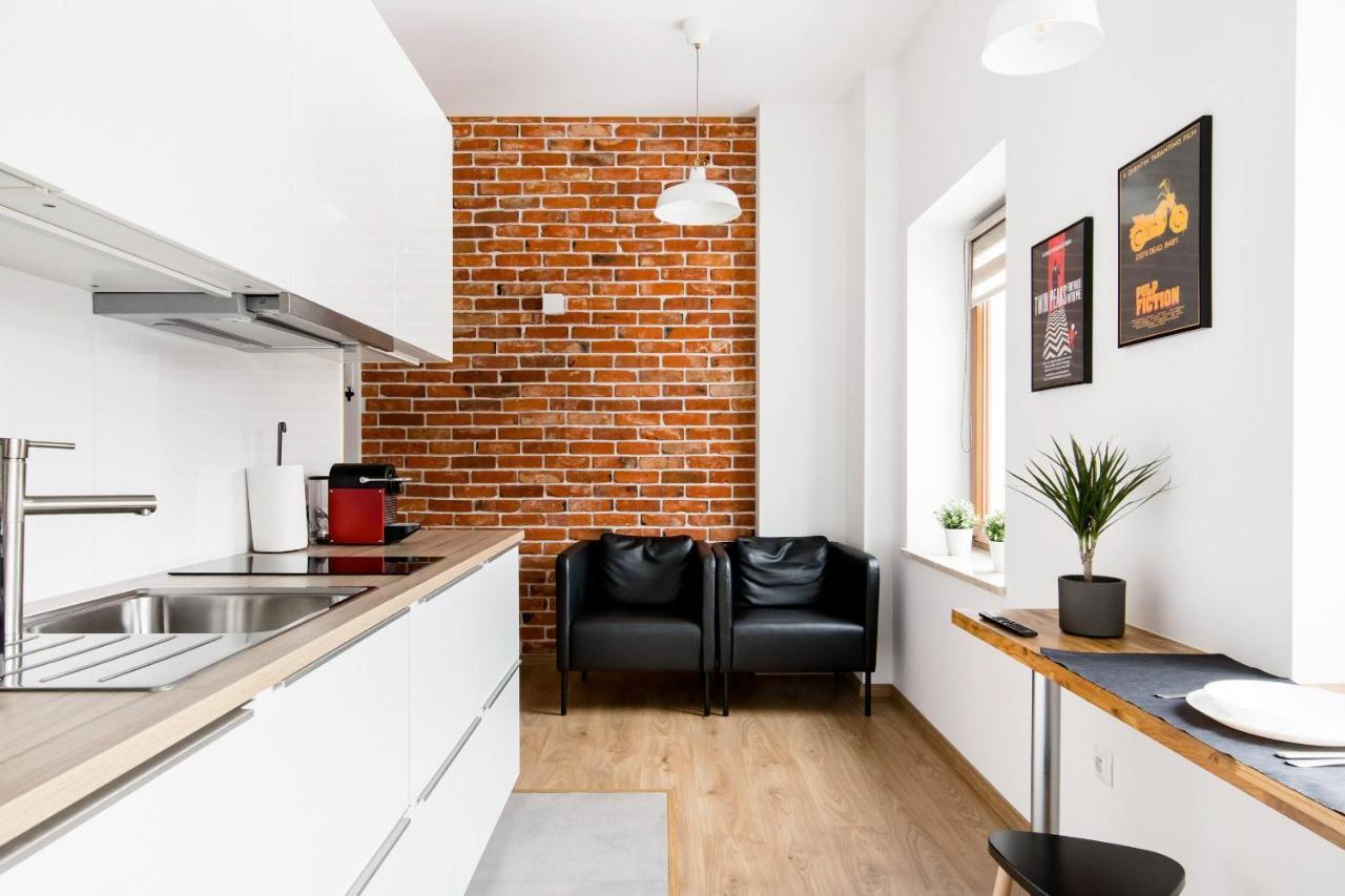 Neo Unique & Bright Apartments, Free Parking, 15min Old Town & Kazimierz - By Homelike Apartament Kraków