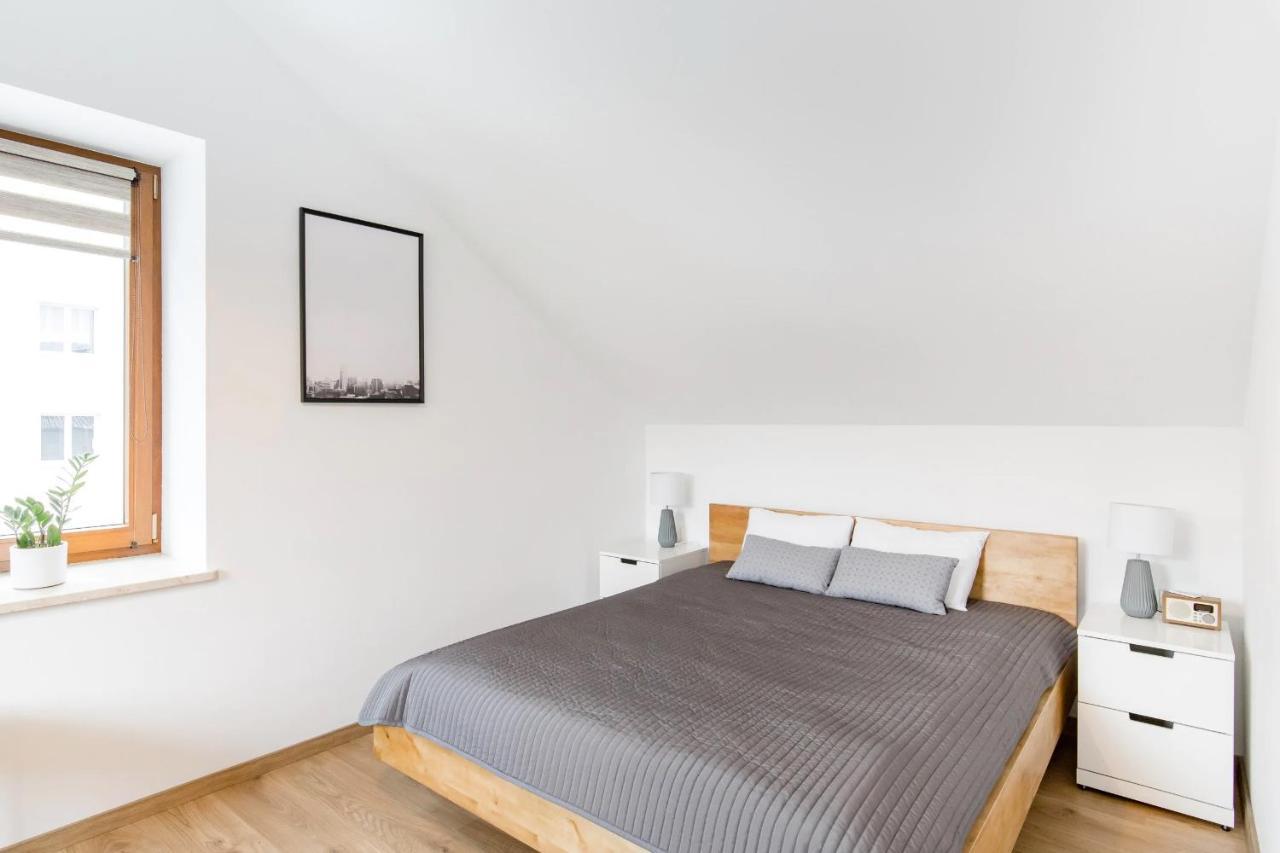 Neo Unique & Bright Apartments, Free Parking, 15min Old Town & Kazimierz - By Homelike Apartament *