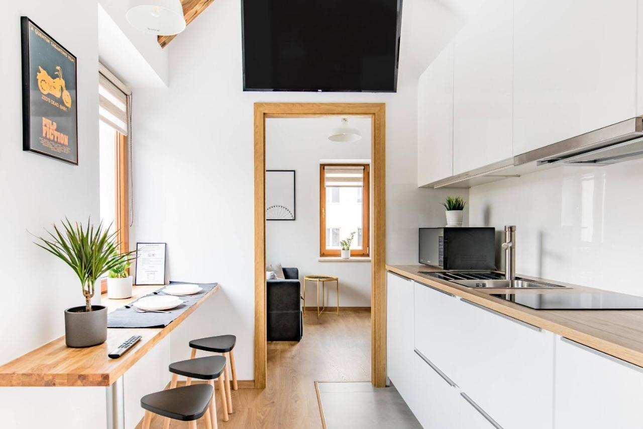 Apartament Neo Unique & Bright Apartments, Free Parking, 15min Old Town & Kazimierz - By Homelike Kraków