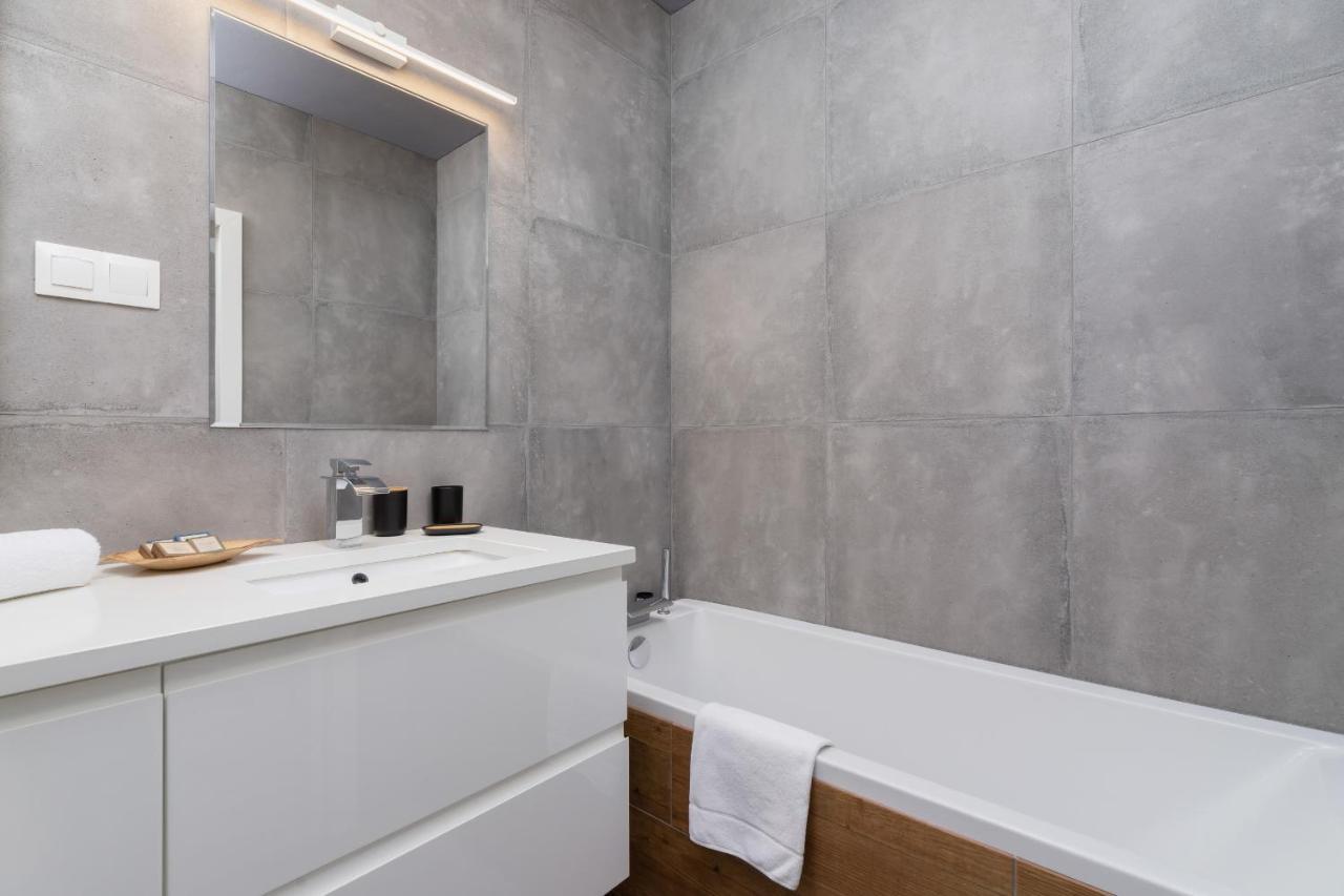 Krowodrza Premium With Balcony By Renters Prestige Appartement