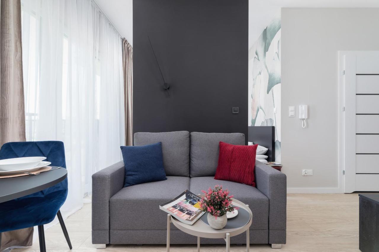 Casa Feliz Zablocie For 4 Guests Cracow By Renters *
