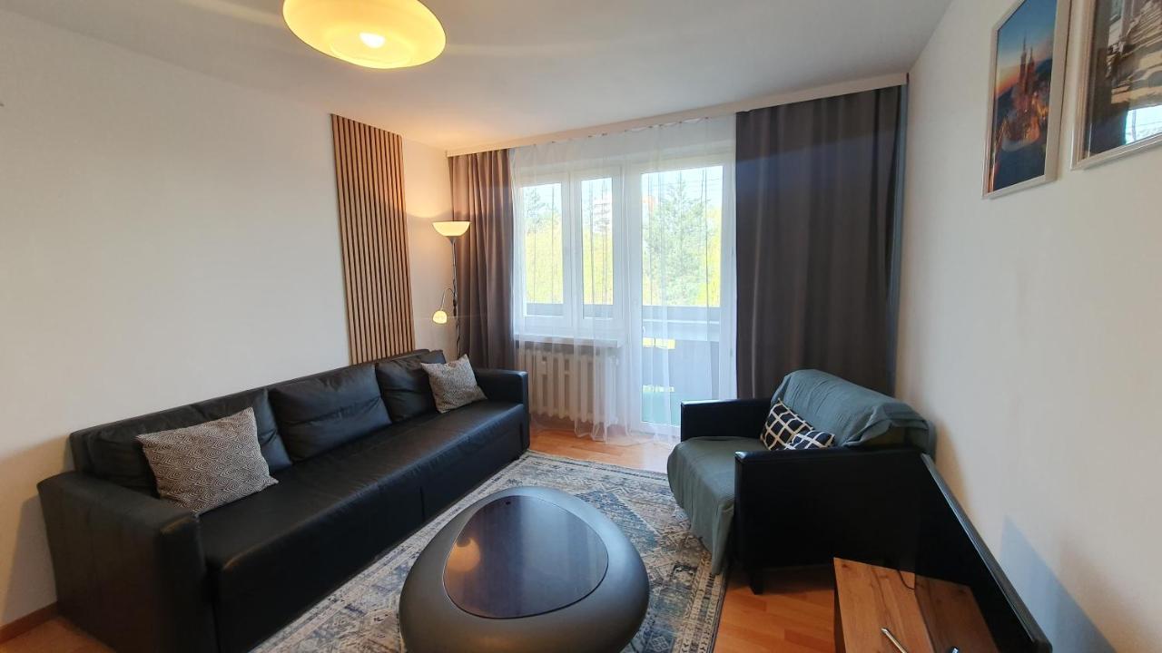 Cracow Bronowice Apartment *