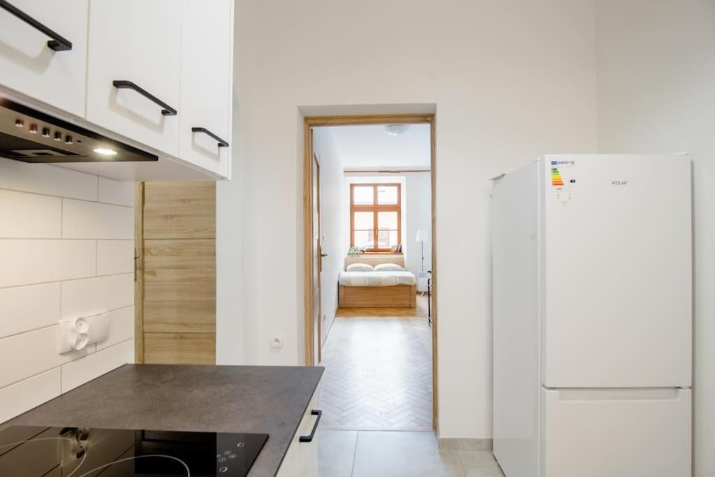 Nice In Old Town Center Apartament