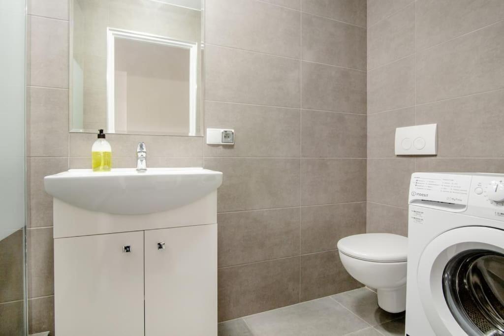 Nice In Old Town Center Apartament *